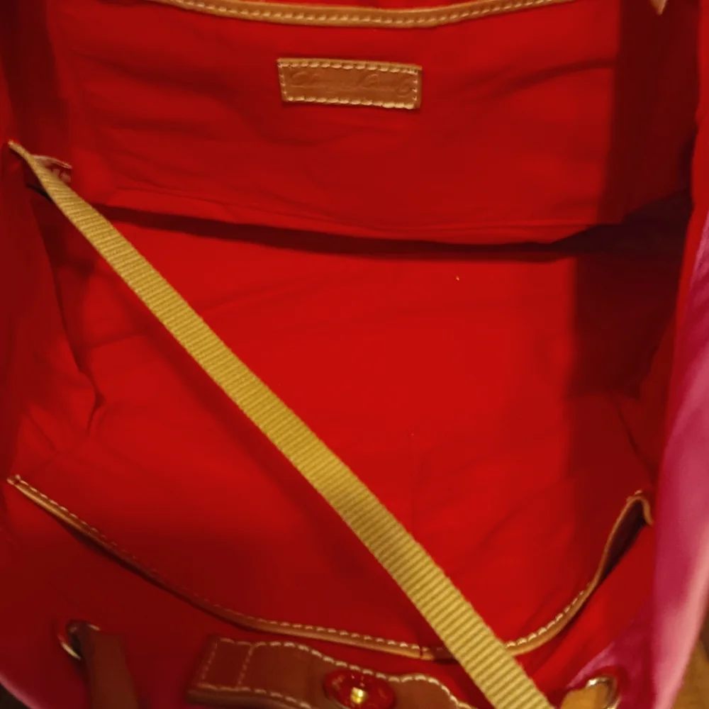 Bright pink Dooney and Burke Purse - Picture 8 of 9